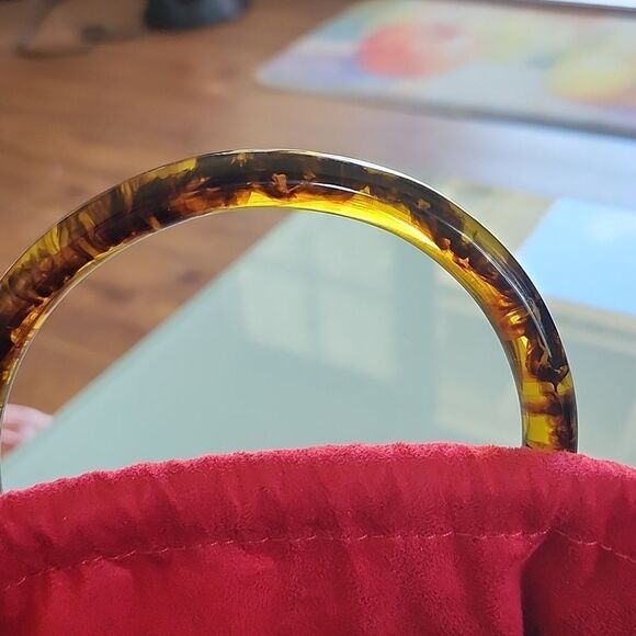 NWOT- Bucket Bag - Picture 5 of 8